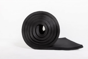 تأثیر تابش مستقیم خورشید بر عملکرد و دوام عایق الاستومری در فضای باز